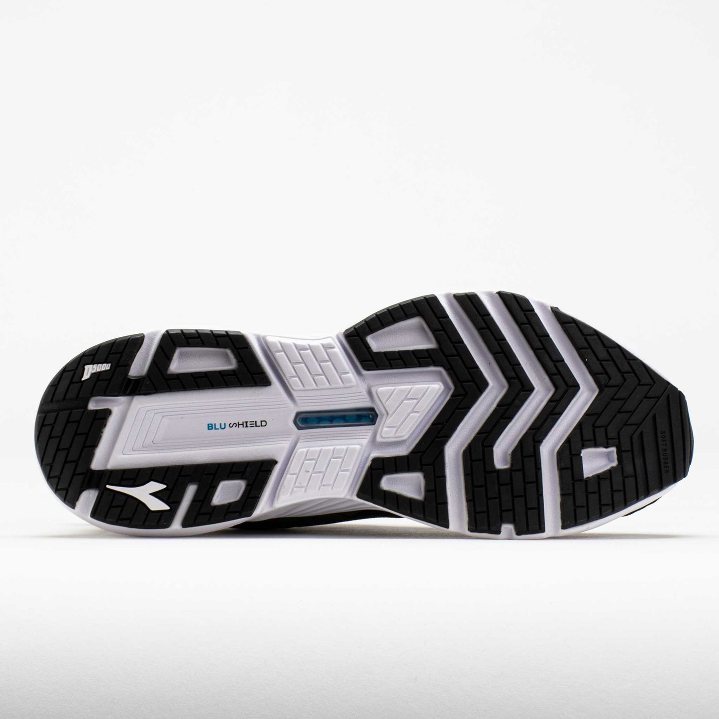 Diadora Mythos Blushield Volo 4 Hip Men's Black/White